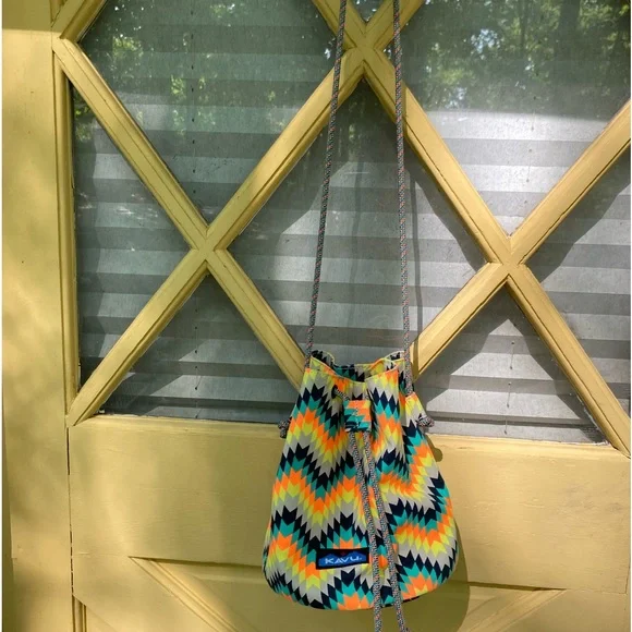 Kavu Bucket Bag with drawstring close